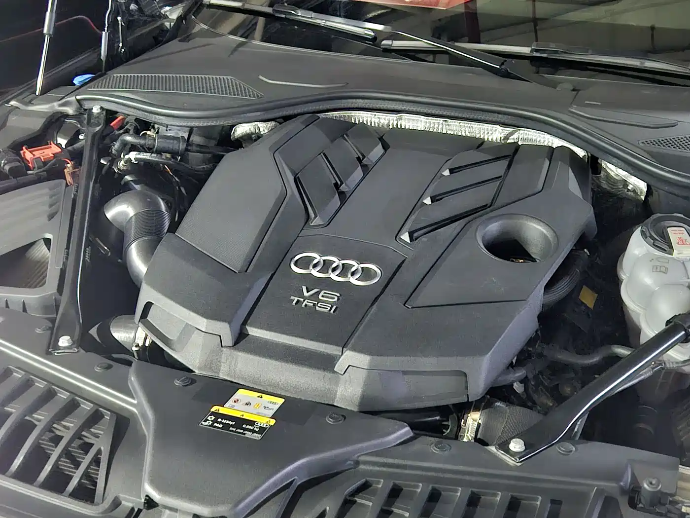 Audi A8 2022 A8L 50 TFSI quattro Comfort Collector's Edition фото 20