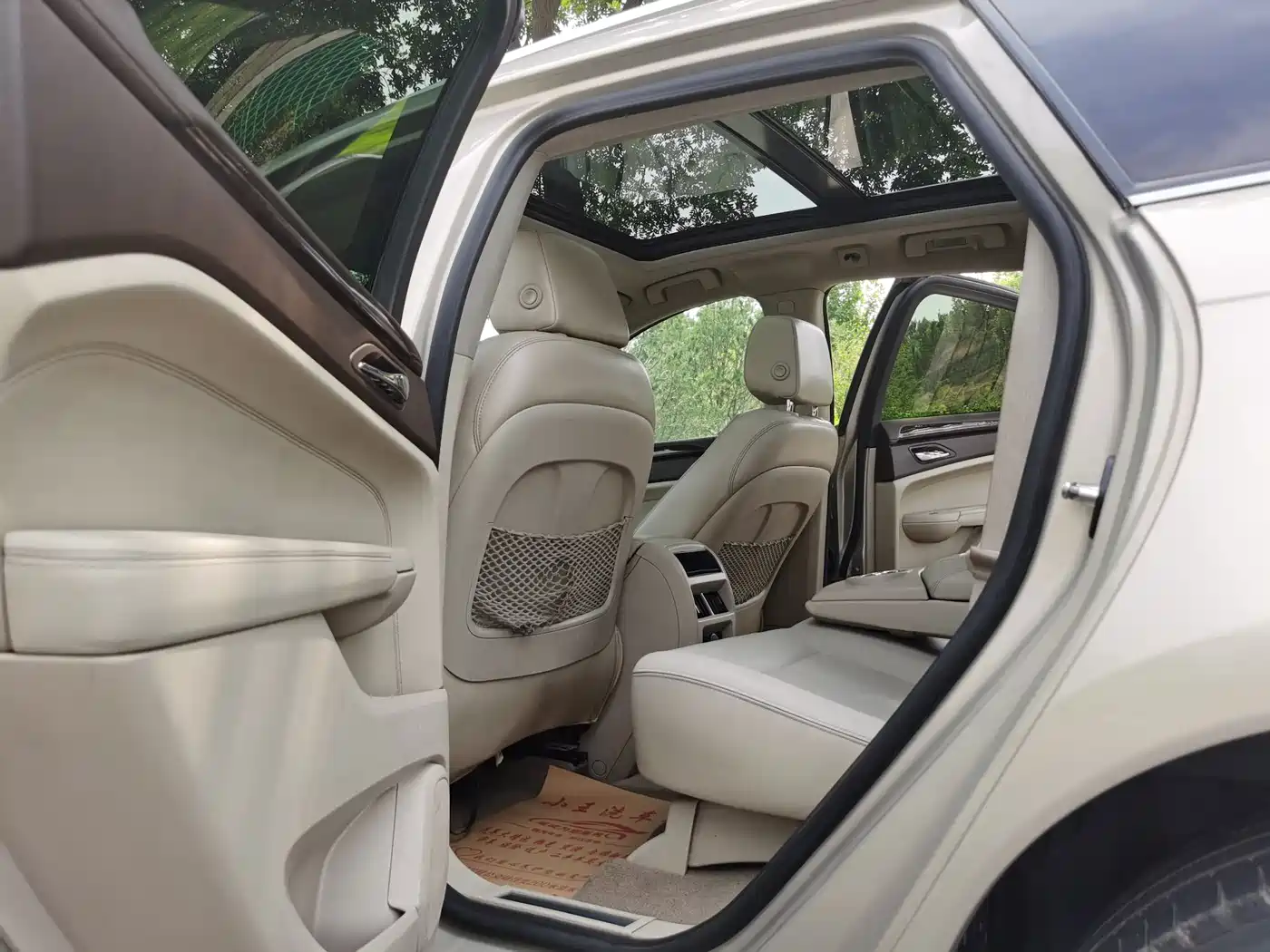 Cadillac SRX 2011 Model 3.0L Luxury фото 32