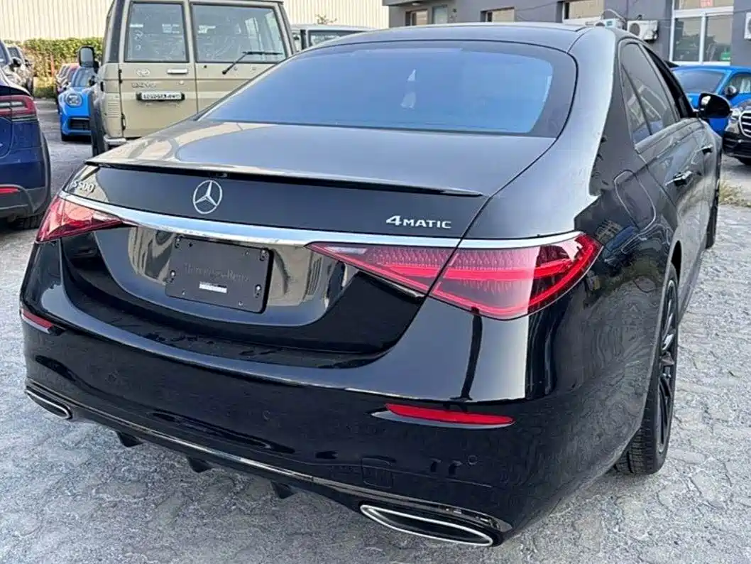 Mercedes-Benz S-Class 2024 S 500 L 4MATIC Masterpiece Haute Couture Edition фото 3