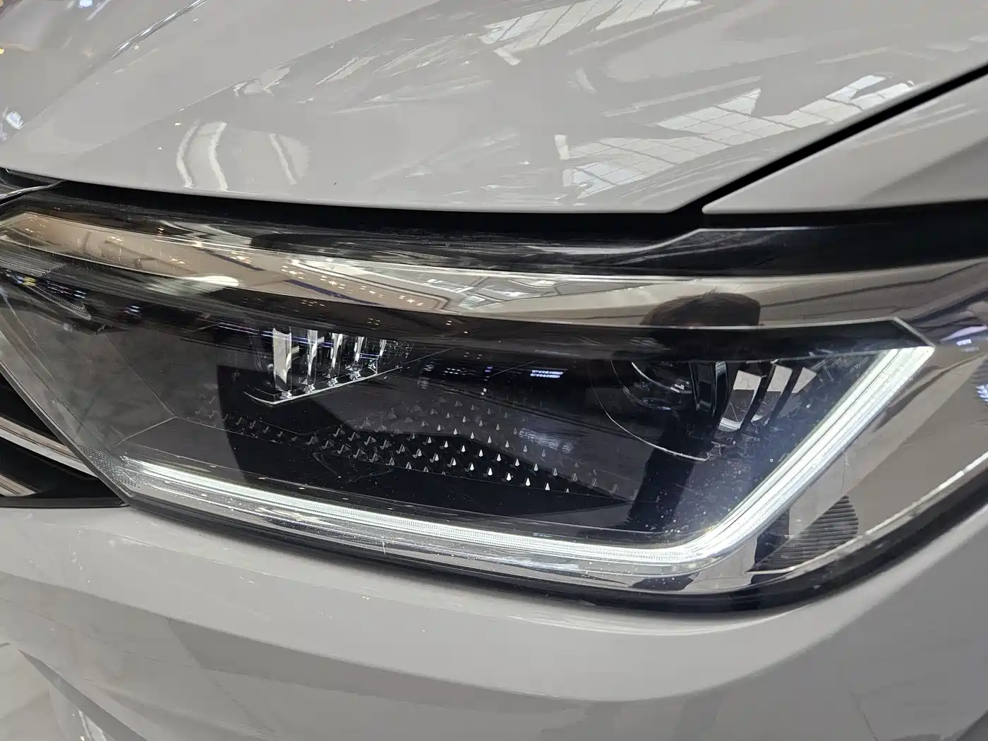 Volkswagen Sagitar 2019 200TSI DSG Comfort Edition China VI фото 4
