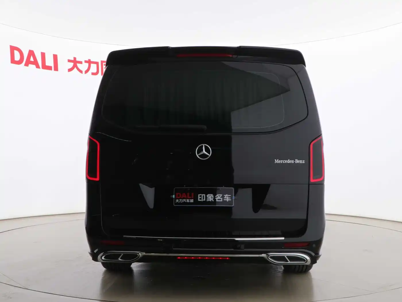 Mercedes-Benz Vito 2023 2.0T Elite 7-Seater фото 22