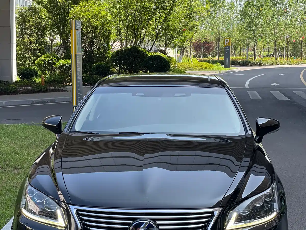 Lexus LS 2014 600hL