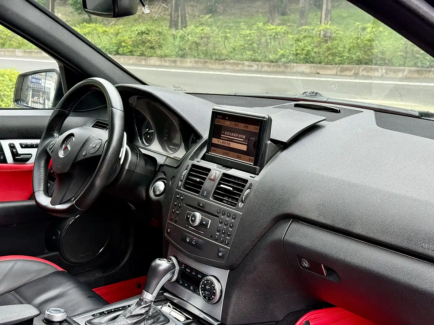 Mercedes-Benz C-Class AMG 2010 AMG C 63 Sport Enhanced Edition фото 10