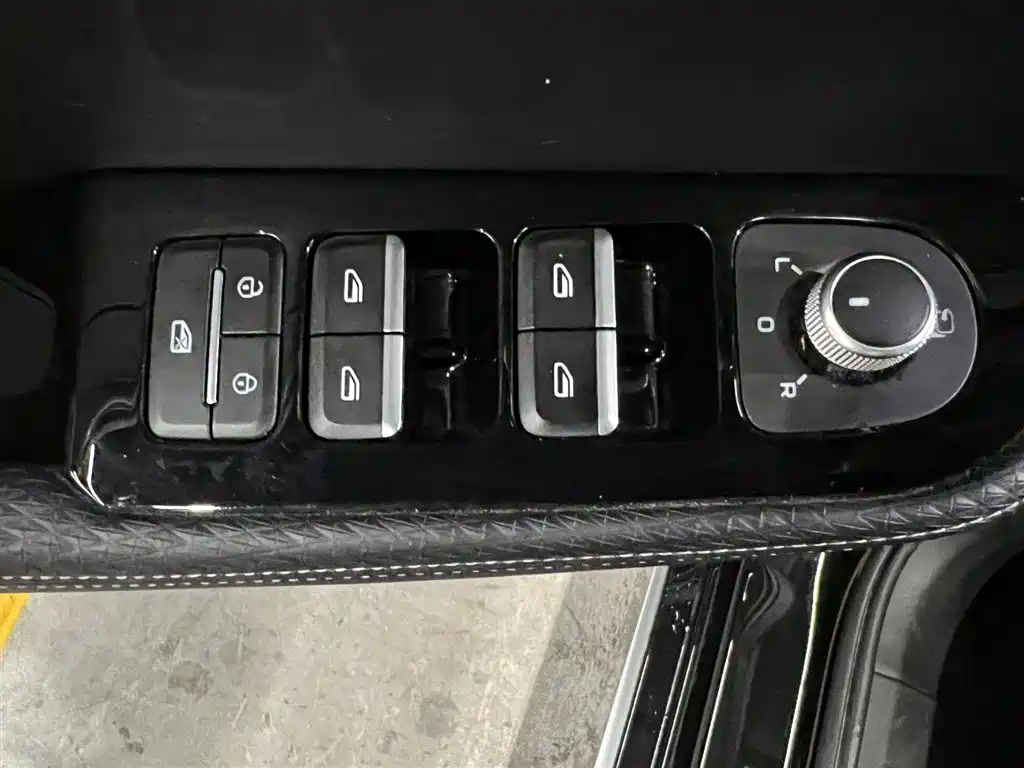 GEELY AUTOMOBILE XINGRUI