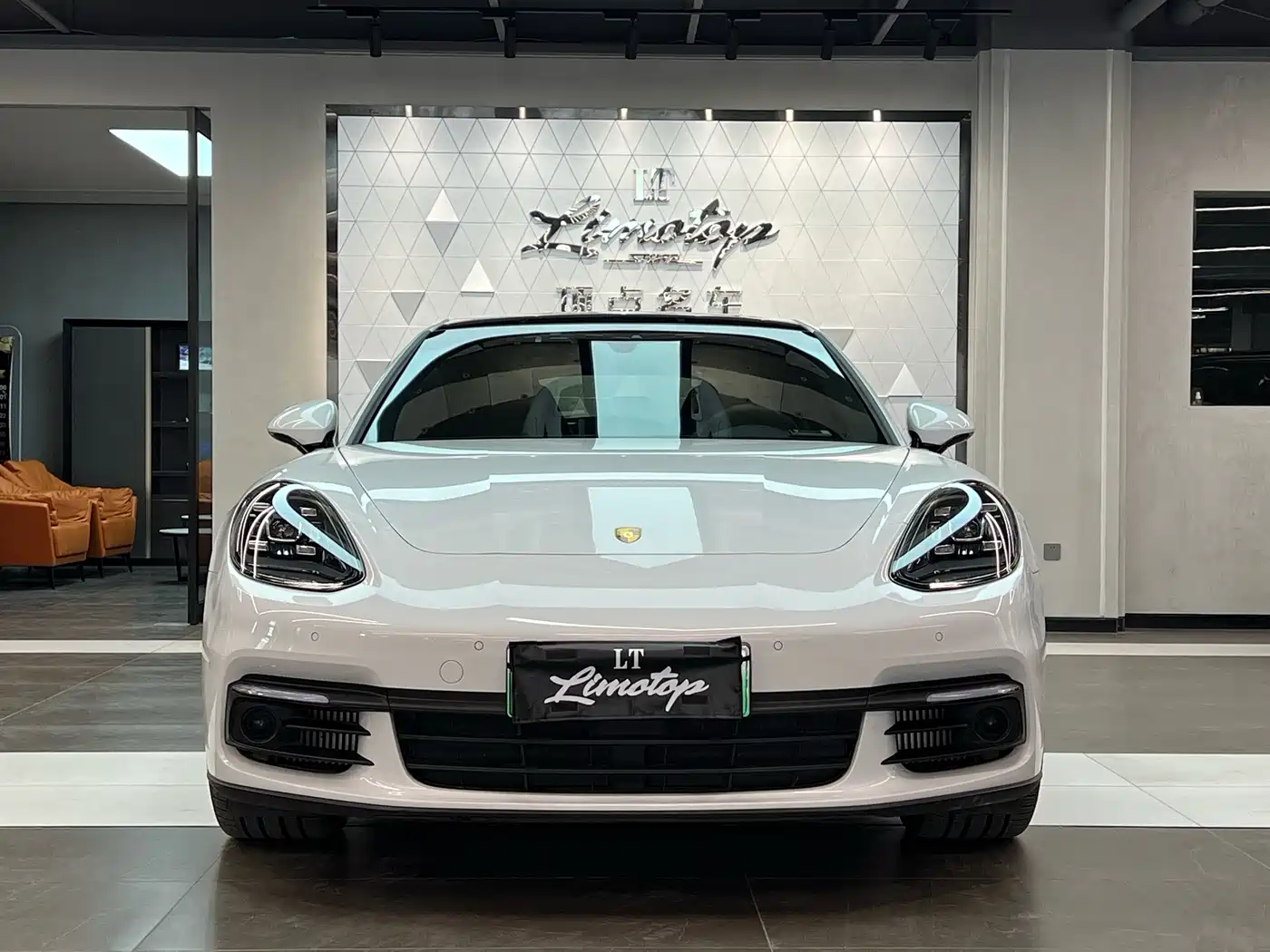 Porsche Panamera New Energy 2018 Panamera 4 E-Hybrid 2.9T фото 2