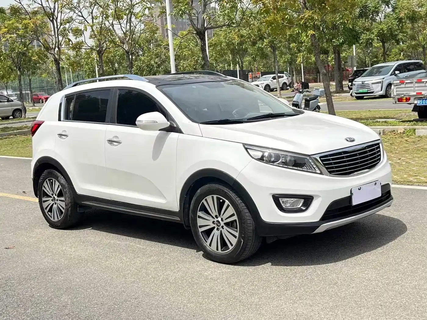 Фото 3 - Kia Sportage