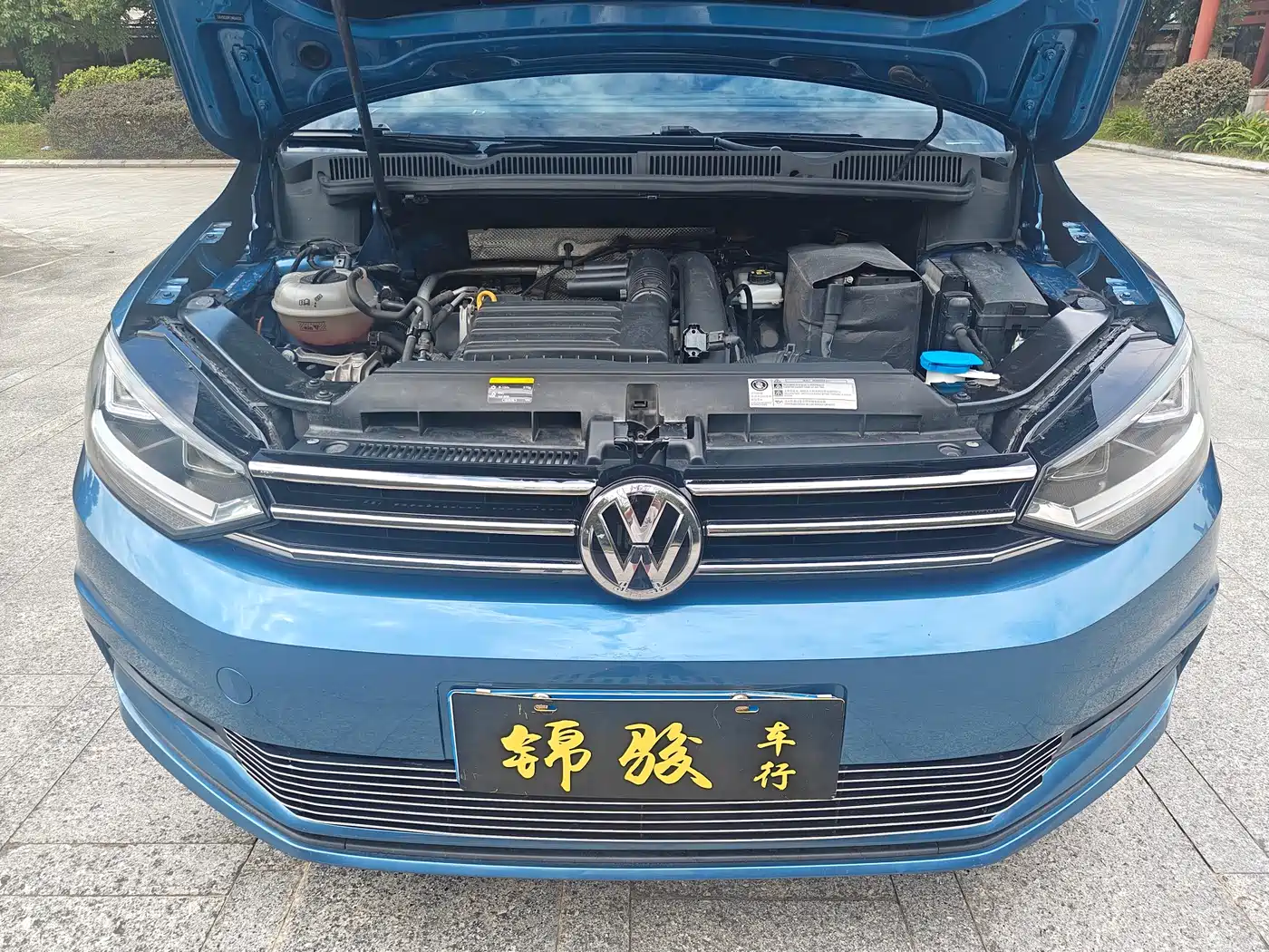 Volkswagen Touran 2018 Touran L 280TSI DSG Trendline 7-seater China V фото 17