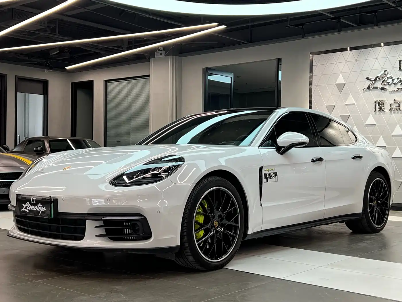 Porsche Panamera New Energy 2018 Panamera 4 E-Hybrid 2.9T