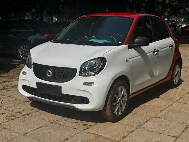 SMART FORFOUR
