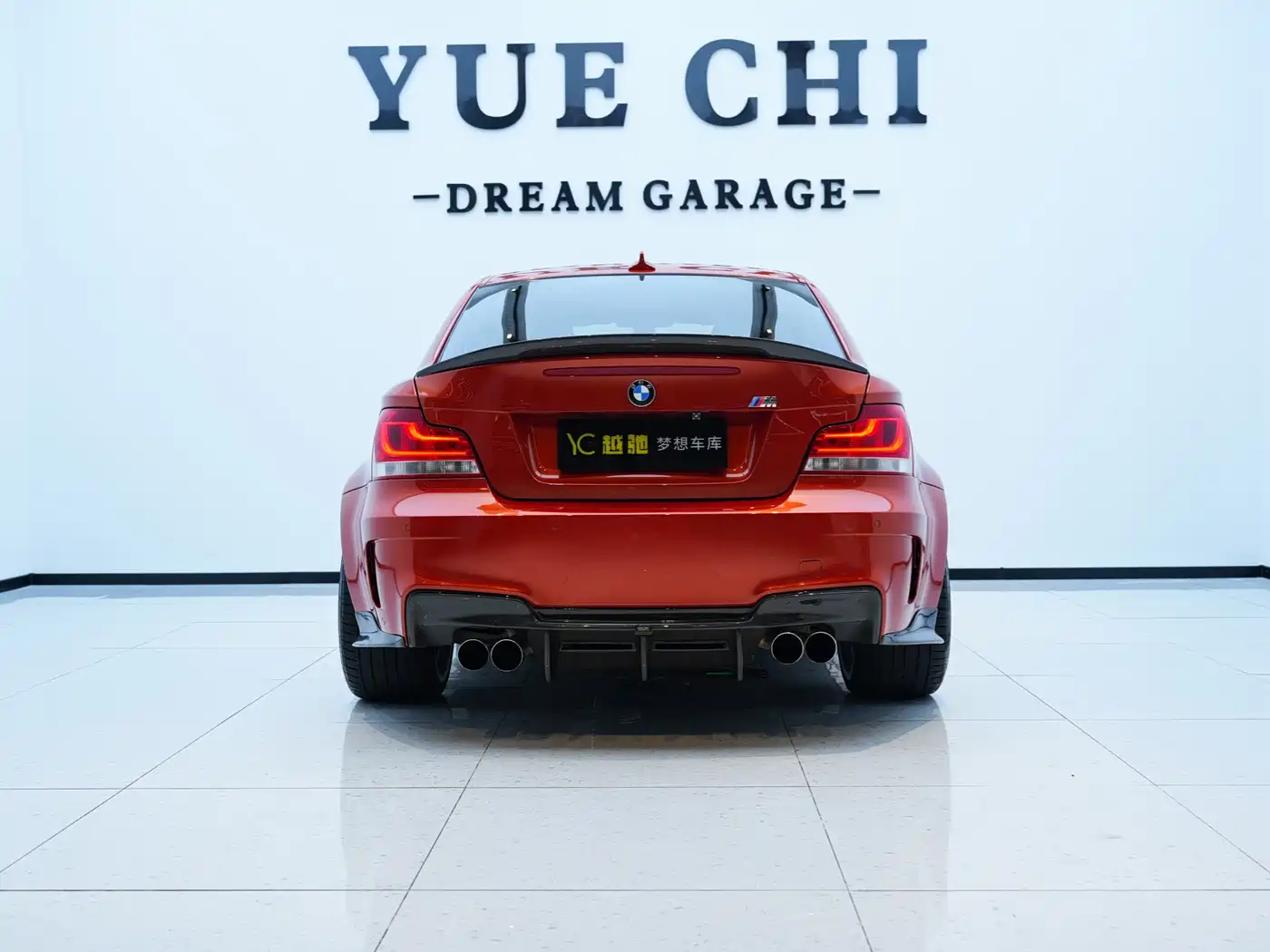 BMW 1 Series M 2011 1M Coupe фото 4