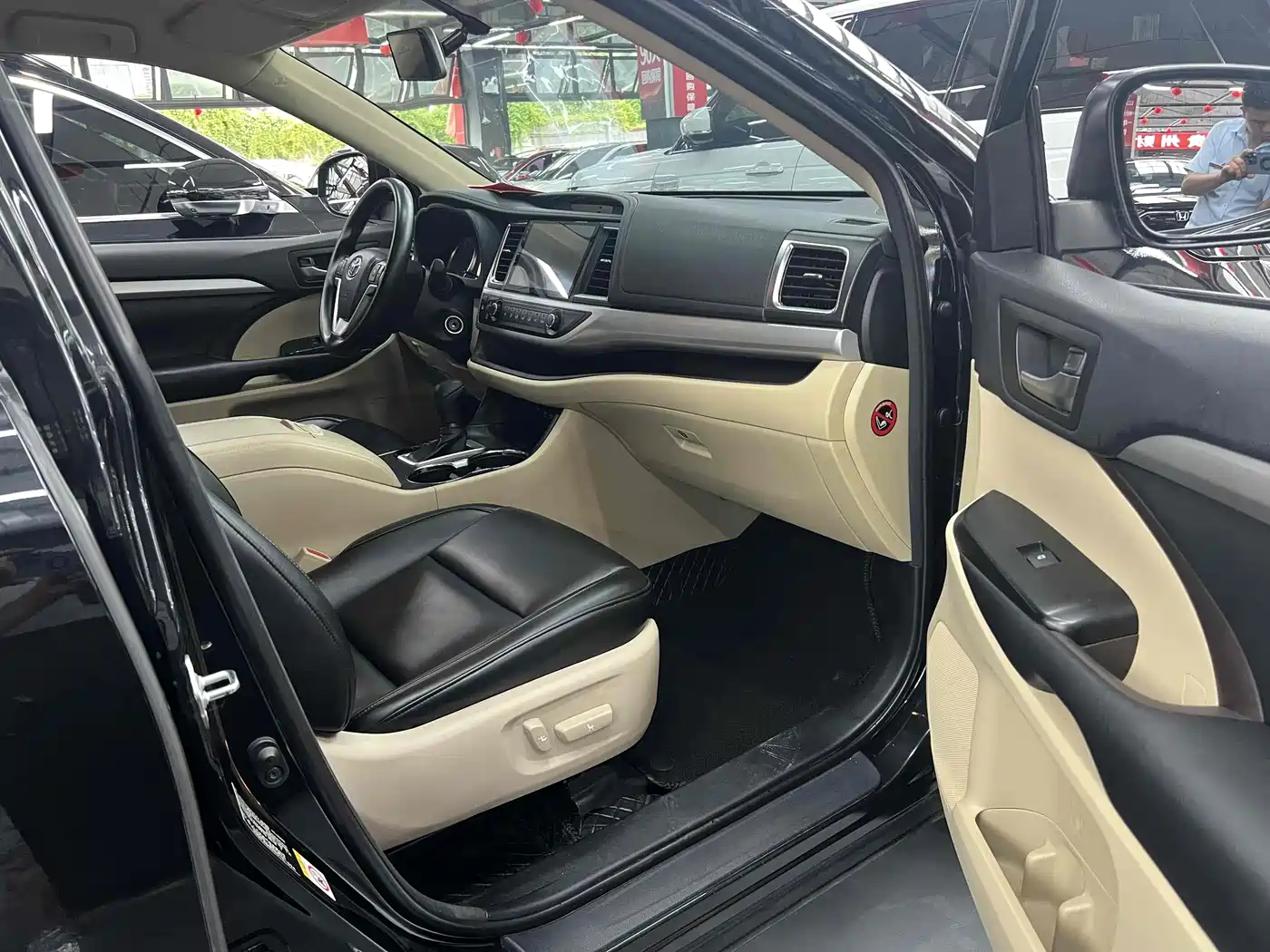 Toyota Highlander 2018 2.0T 2WD Elite 7-seater (China V) фото 6