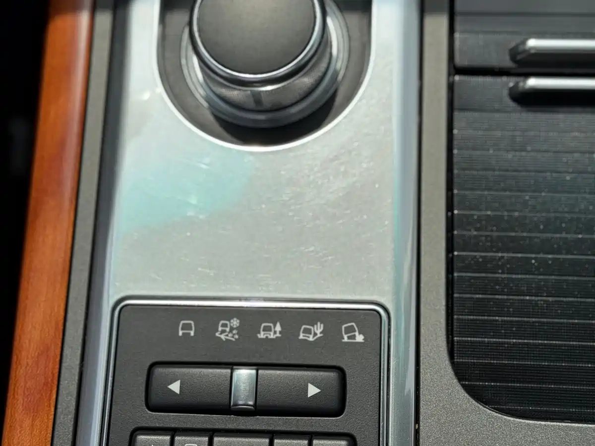 Land Rover Range Rover 2012 4.4 TDV8 фото 22