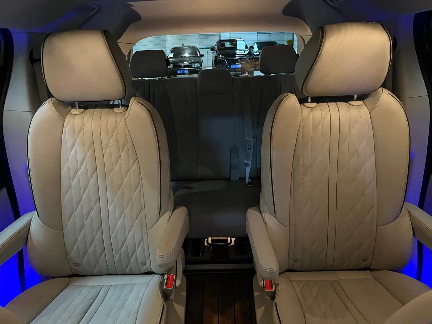Buick GL8 2022 Land Business Class 652T Luxury фото 18