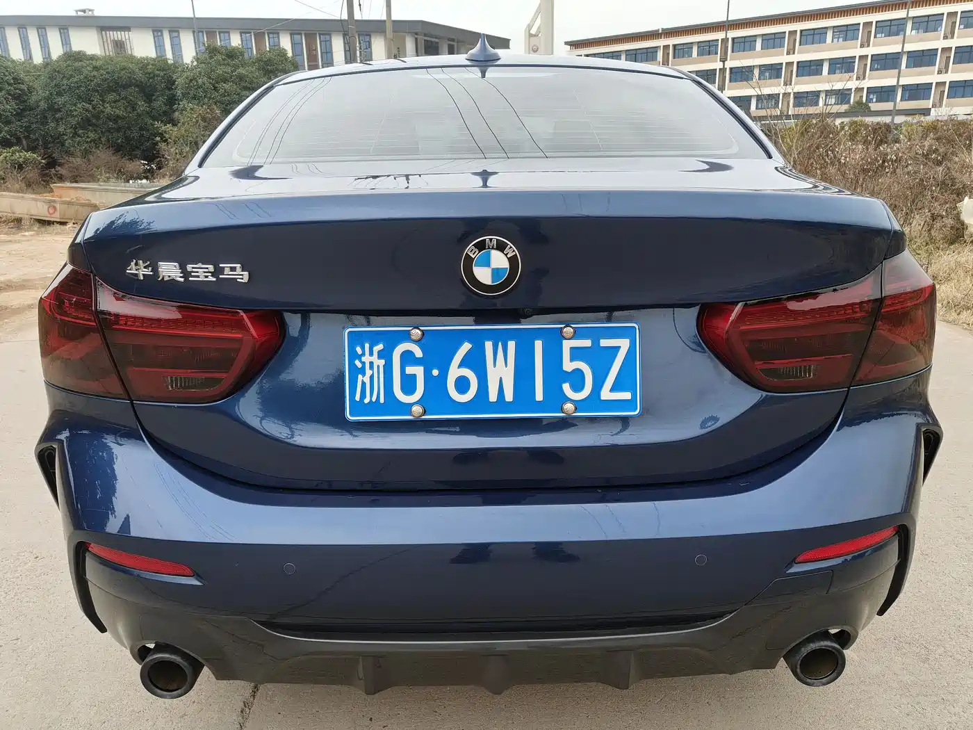 BMW 1 Series 2021 120i M Sport Shadow Edition фото 5