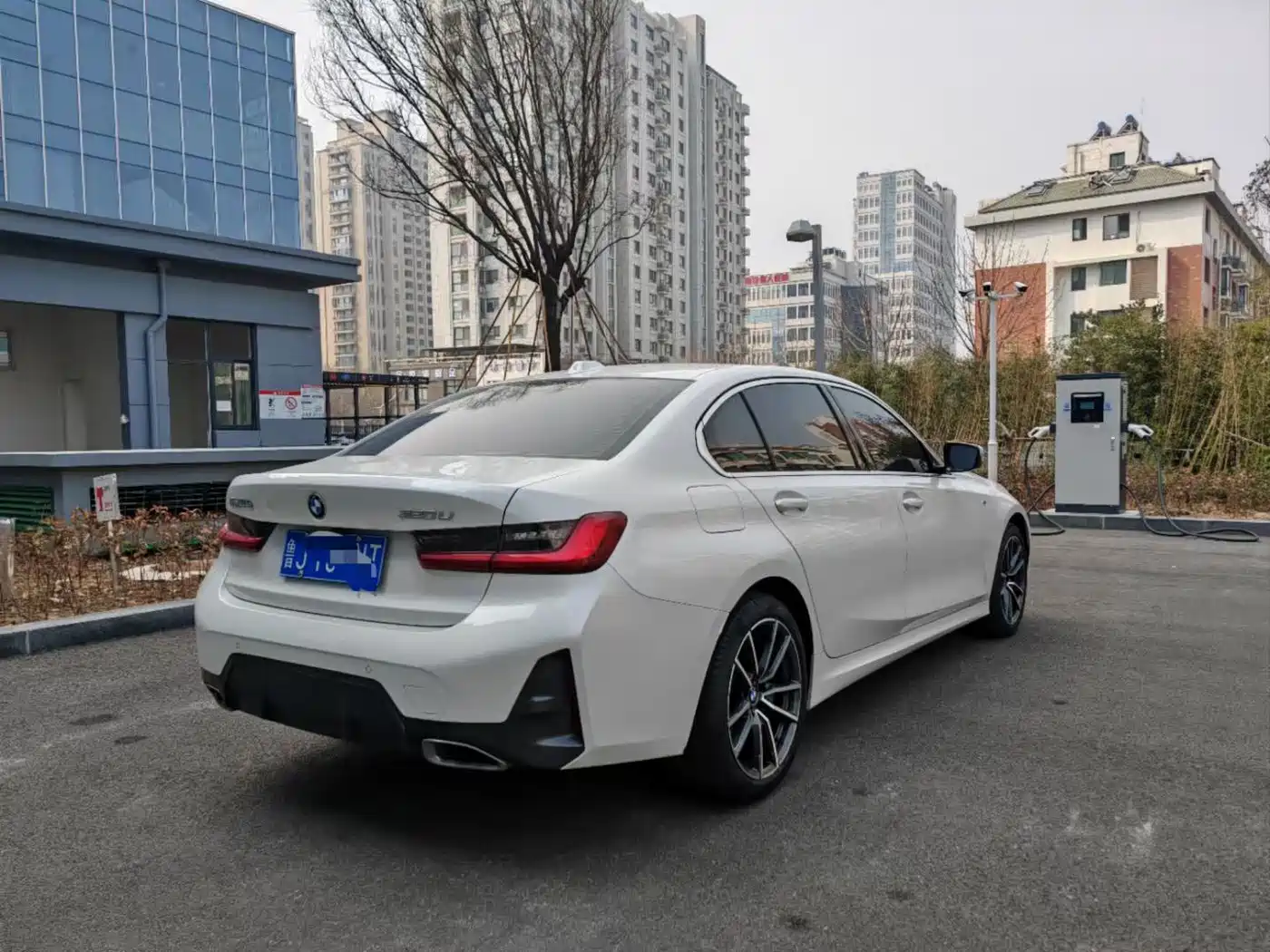 BMW 3 Series 2024 320Li M Sport Package фото 7