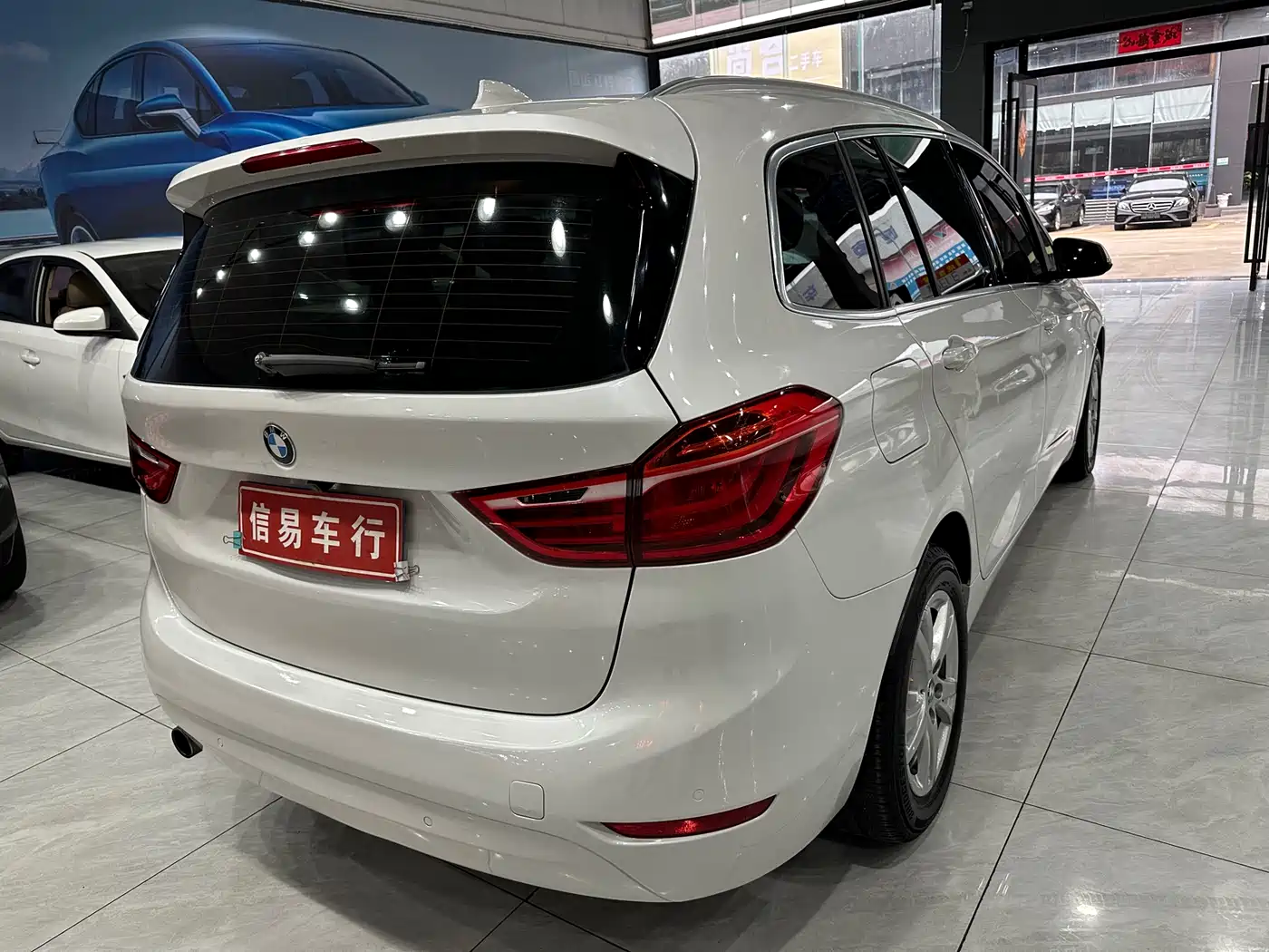 BMW 2 Series Gran Tourer 2015 218i Leading фото 8
