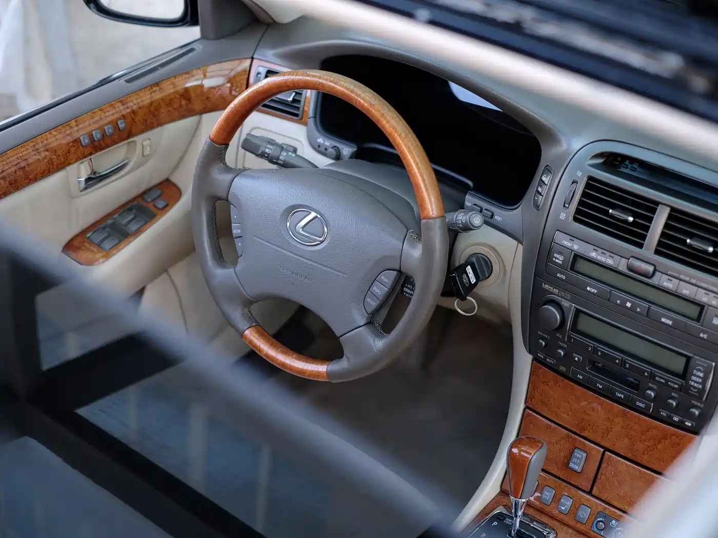 Lexus LS 2004 430 фото 23