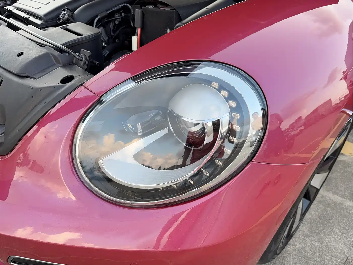 Volkswagen Beetle 2017 180TSI Pink Edition фото 16