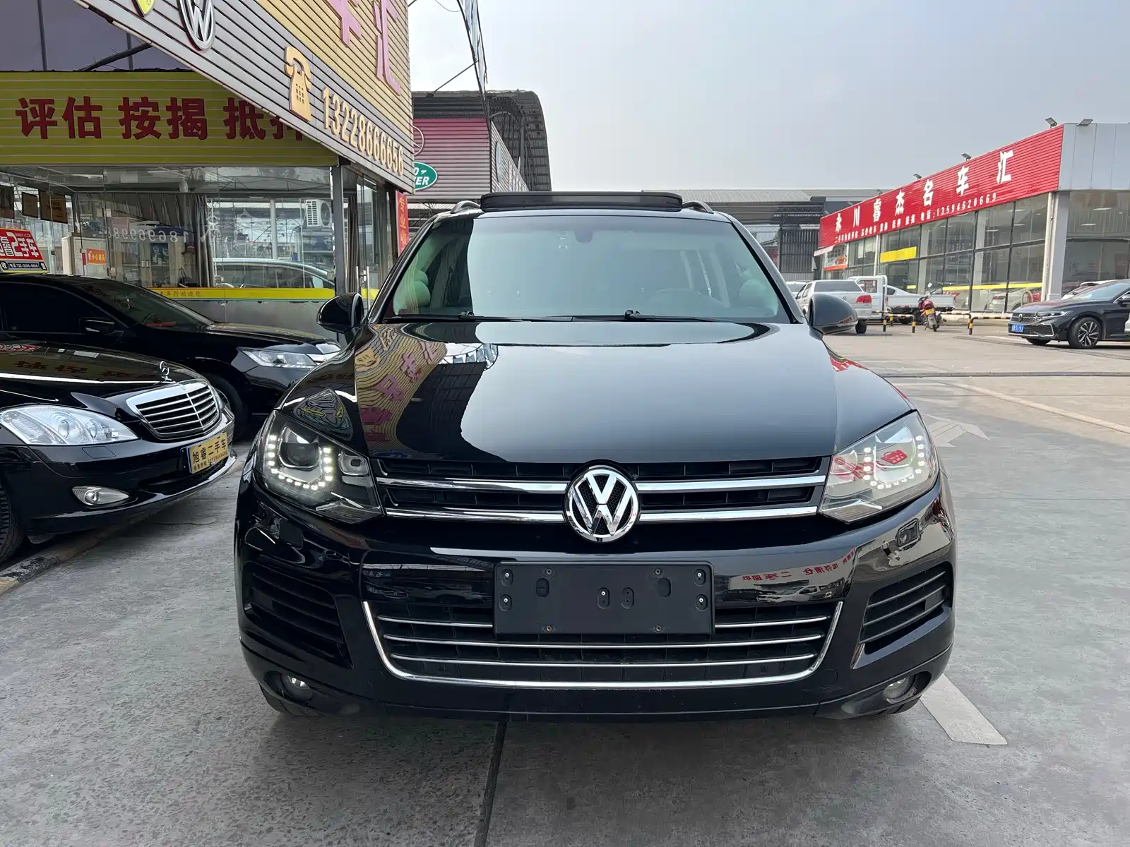 Фото 5 - Volkswagen Touareg