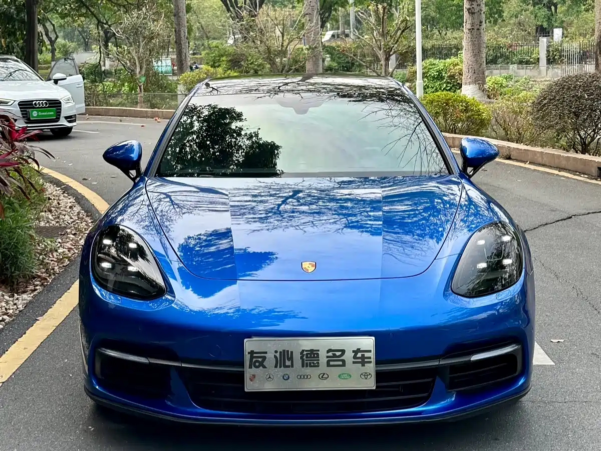 Porsche Panamera 2017 Panamera 3.0T фото 2