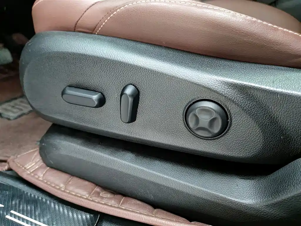 Buick Envision Plus 2018 28T 4WD Elite фото 15