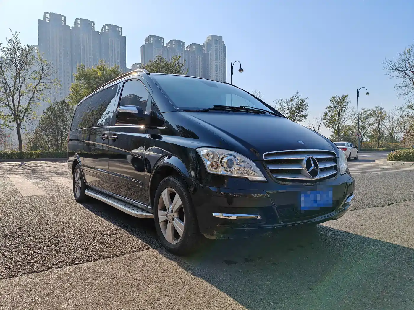 Mercedes-Benz Viano 2013 Model 3.0L Navigation Edition фото 6