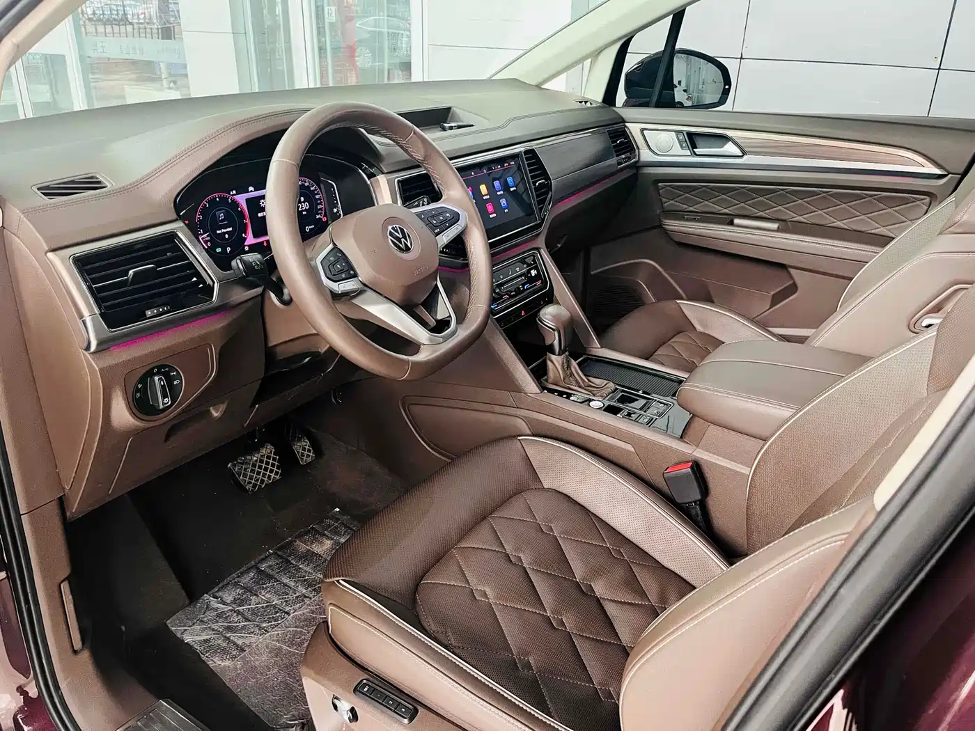 Volkswagen Viloran 2020 380TSI Premium фото 13