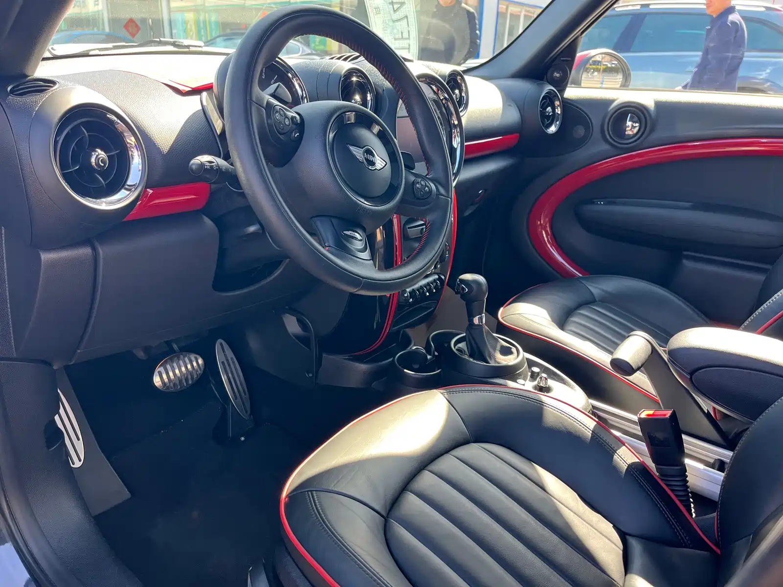 صورة 3 - MINI JCW COUNTRYMAN