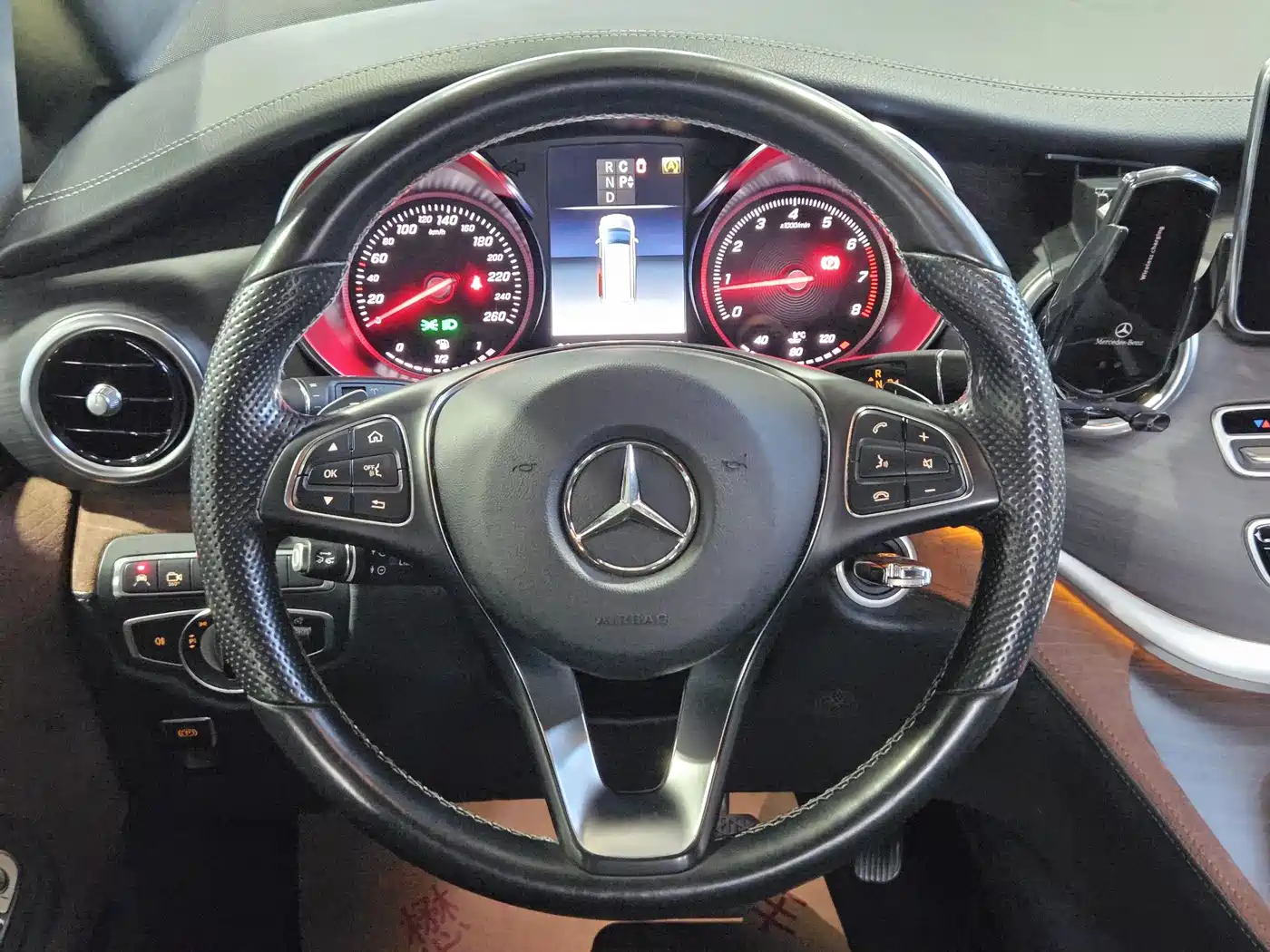 Mercedes-Benz V-Class 2018 V 260 L Premium Long Version China V фото 12