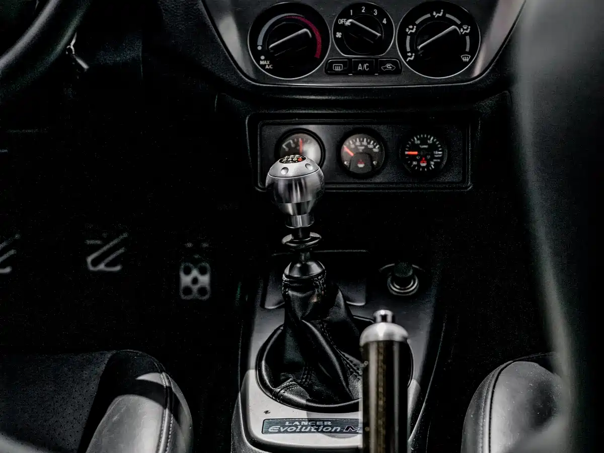 Mitsubishi Lancer 2006 2.0T EVO IX фото 24
