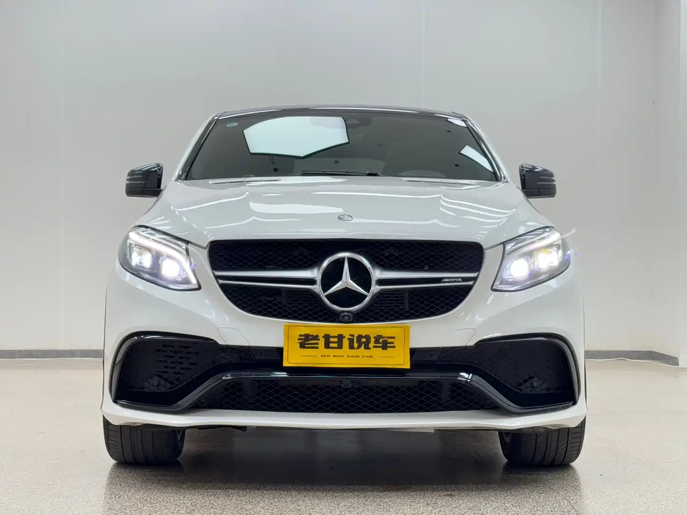 Mercedes-Benz GLE Coupe AMG 2015 AMG GLE 63 4MATIC Coupe SUV фото 2