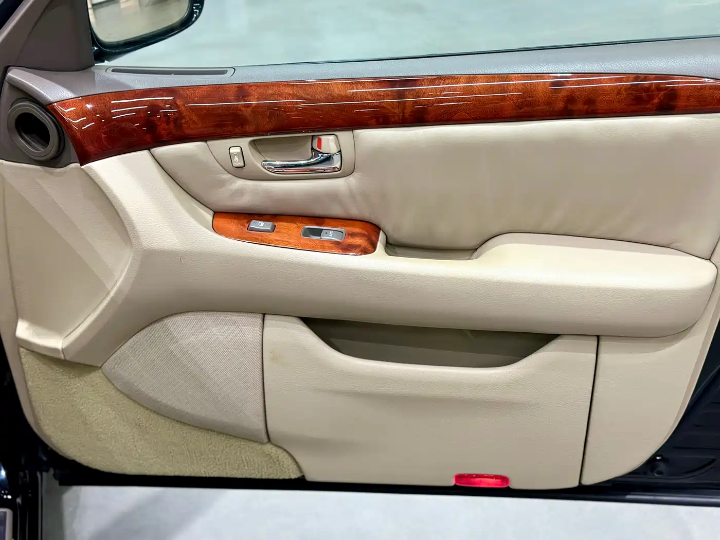 Lexus LS фото 9