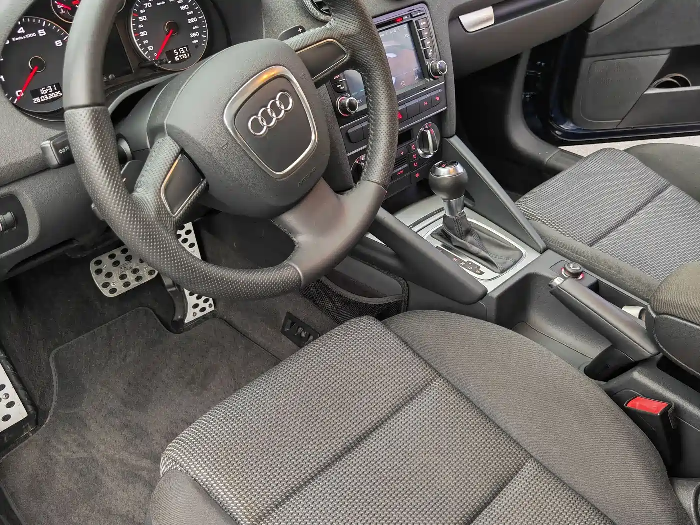 Audi A3 (Import) 2012 Model Sportback 1.8T Prestige Type фото 15