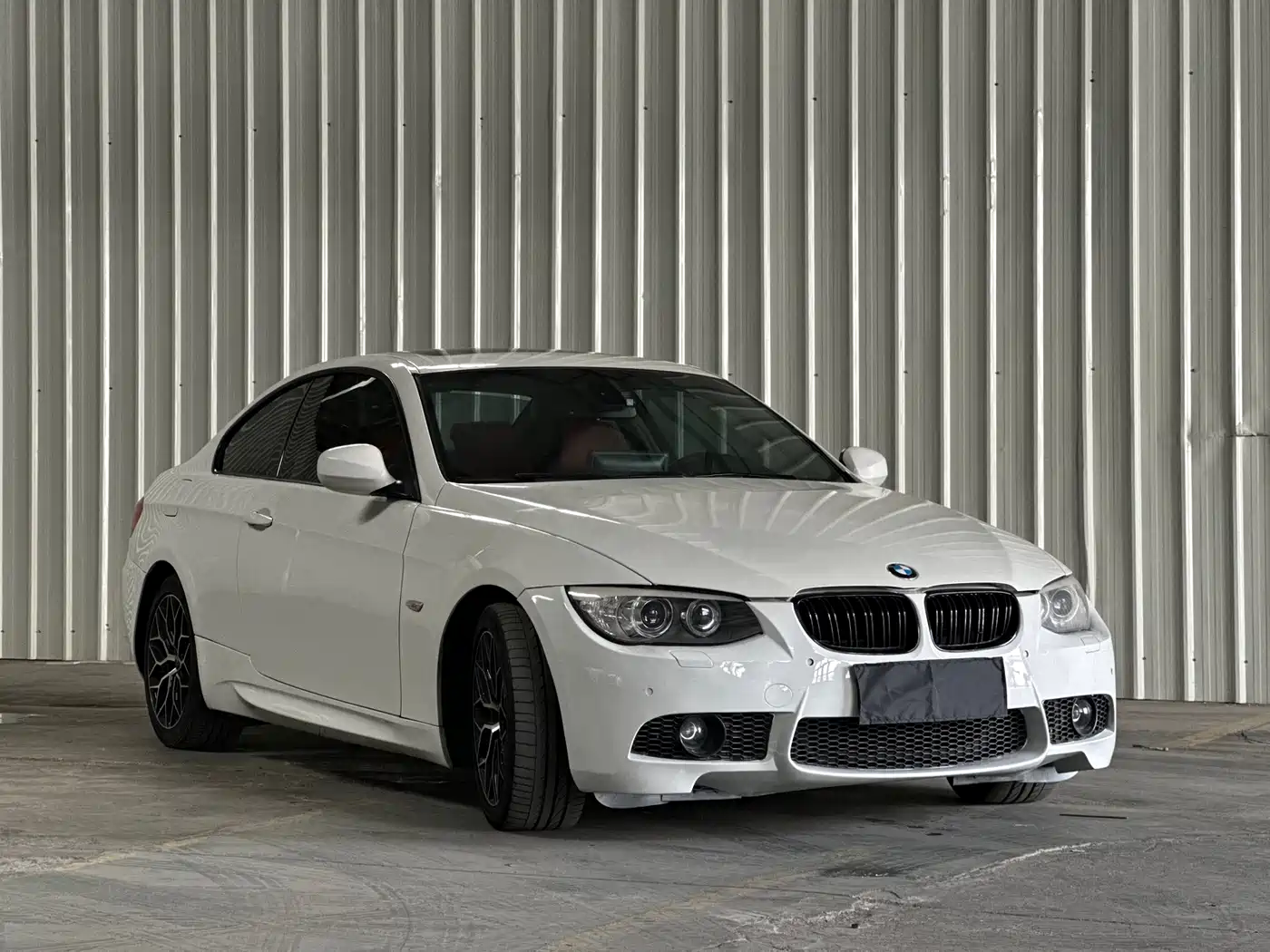 BMW 3 Series (Import) 2011 320i Coupe фото 3