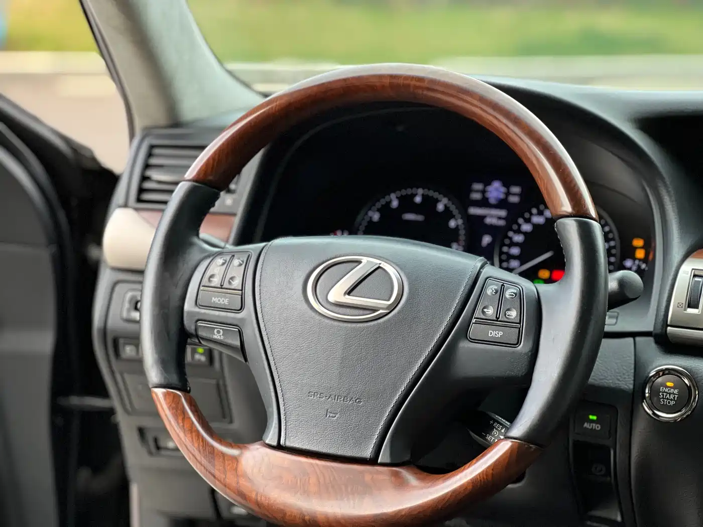 Lexus LS 2013 460L Luxury Edition фото 34