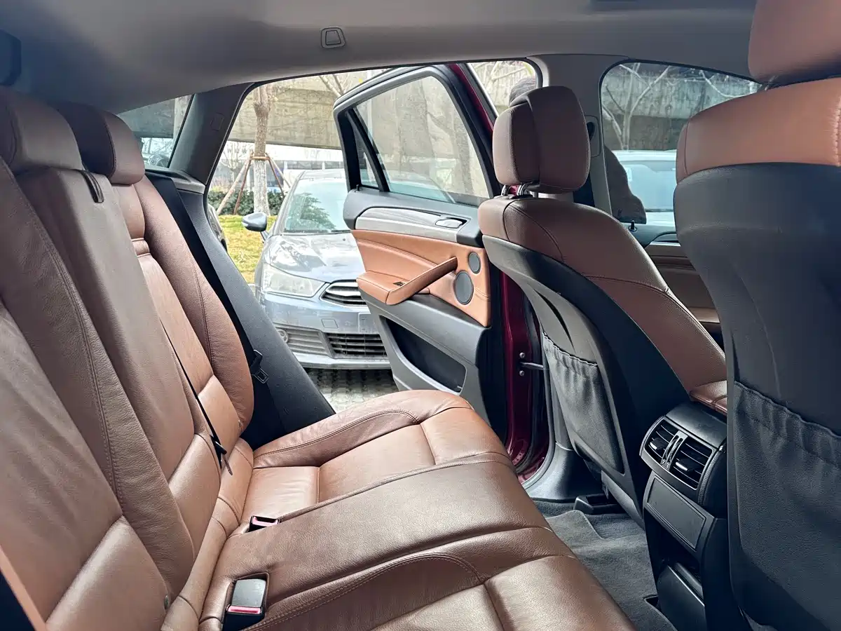 BMW X6 2014 xDrive35i Sport фото 7
