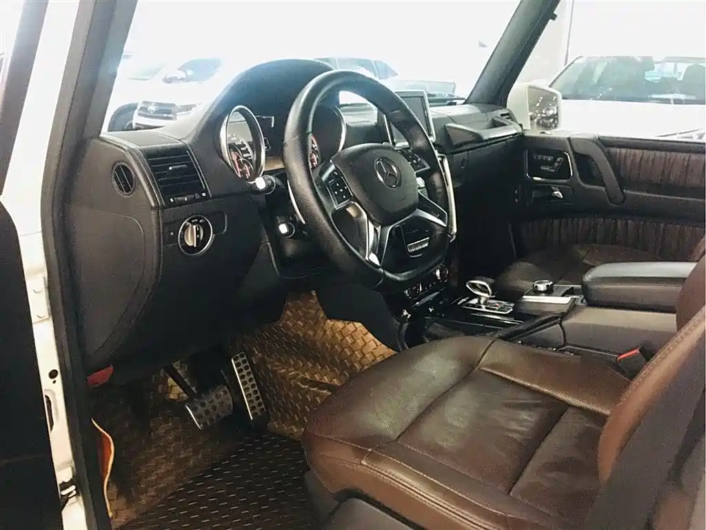 Mercedes-Benz G-Class AMG 2013 AMG G 63 фото 10