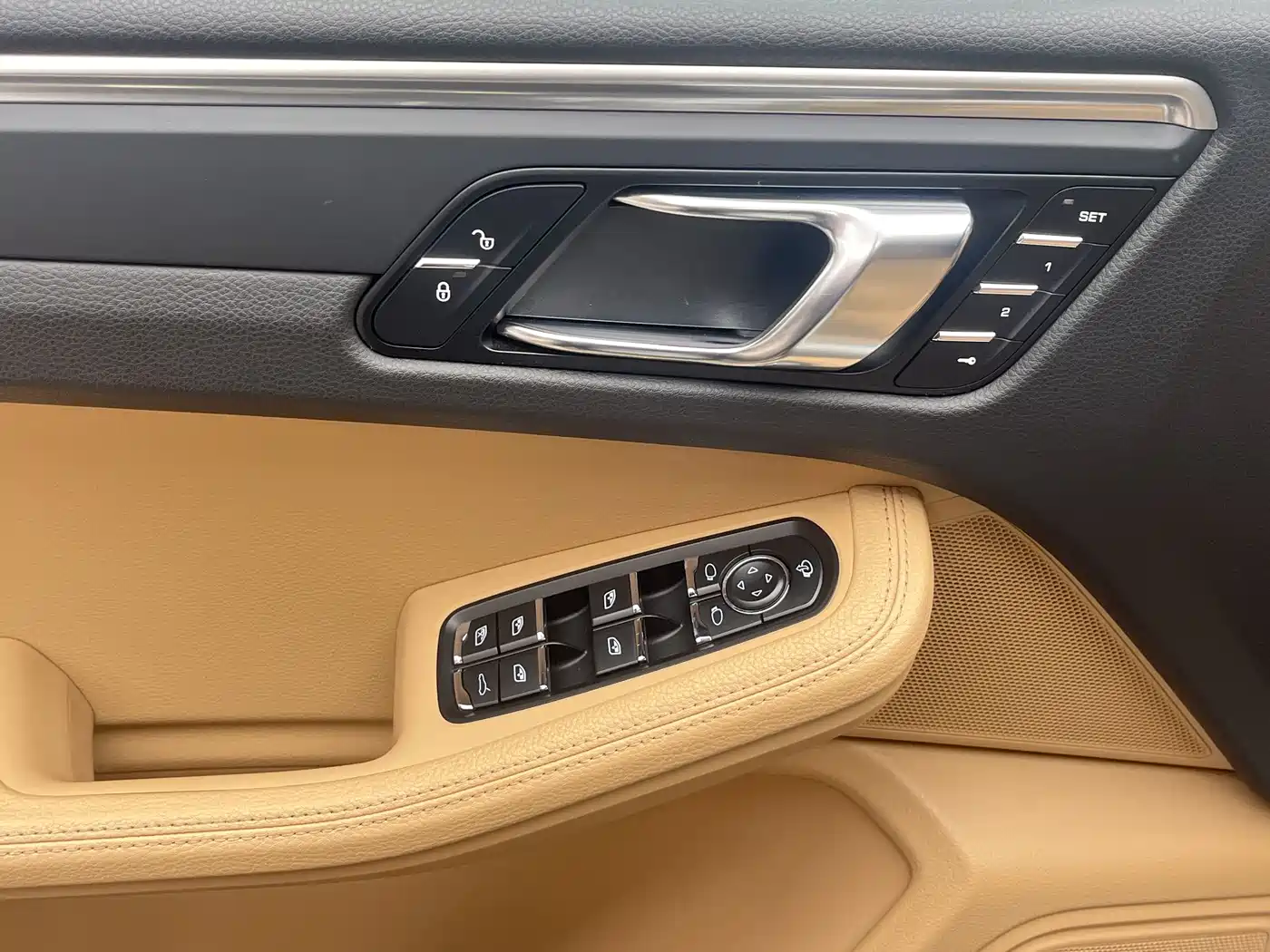 Porsche Macan 2017 Macan 2.0T фото 8