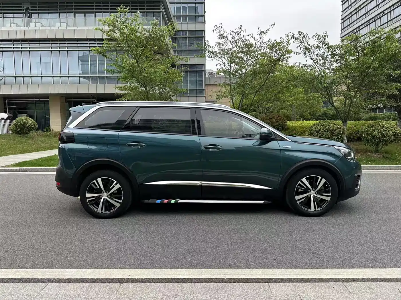 Peugeot 5008 2018 2017 350THP 7-seat Elite Edition