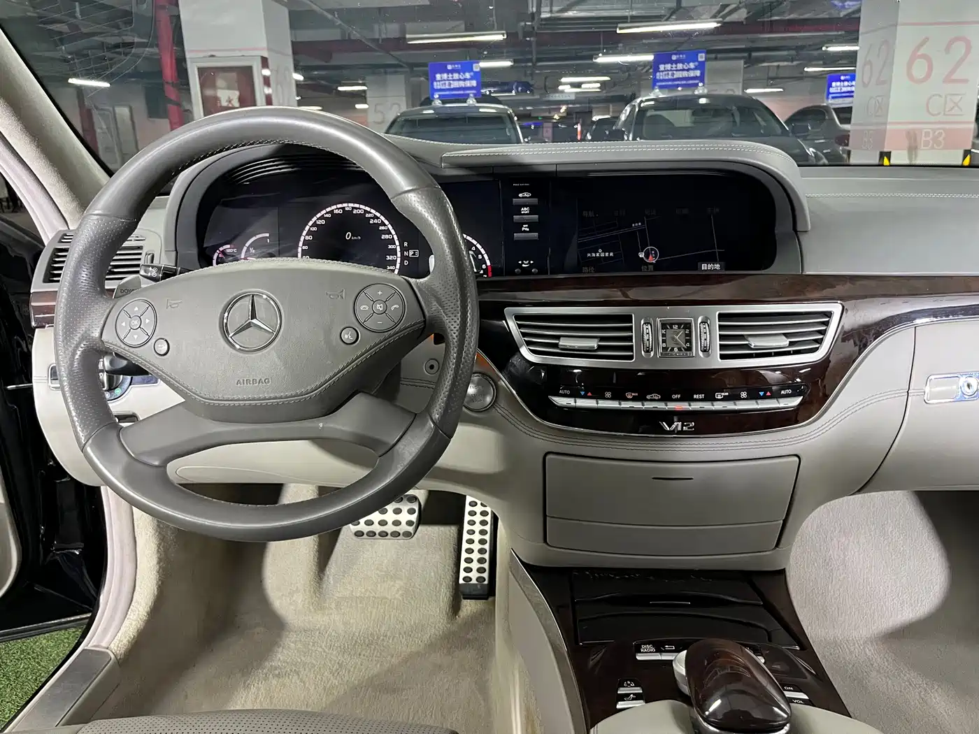 Mercedes-Benz S-Class AMG 2010 AMG S 65 фото 16
