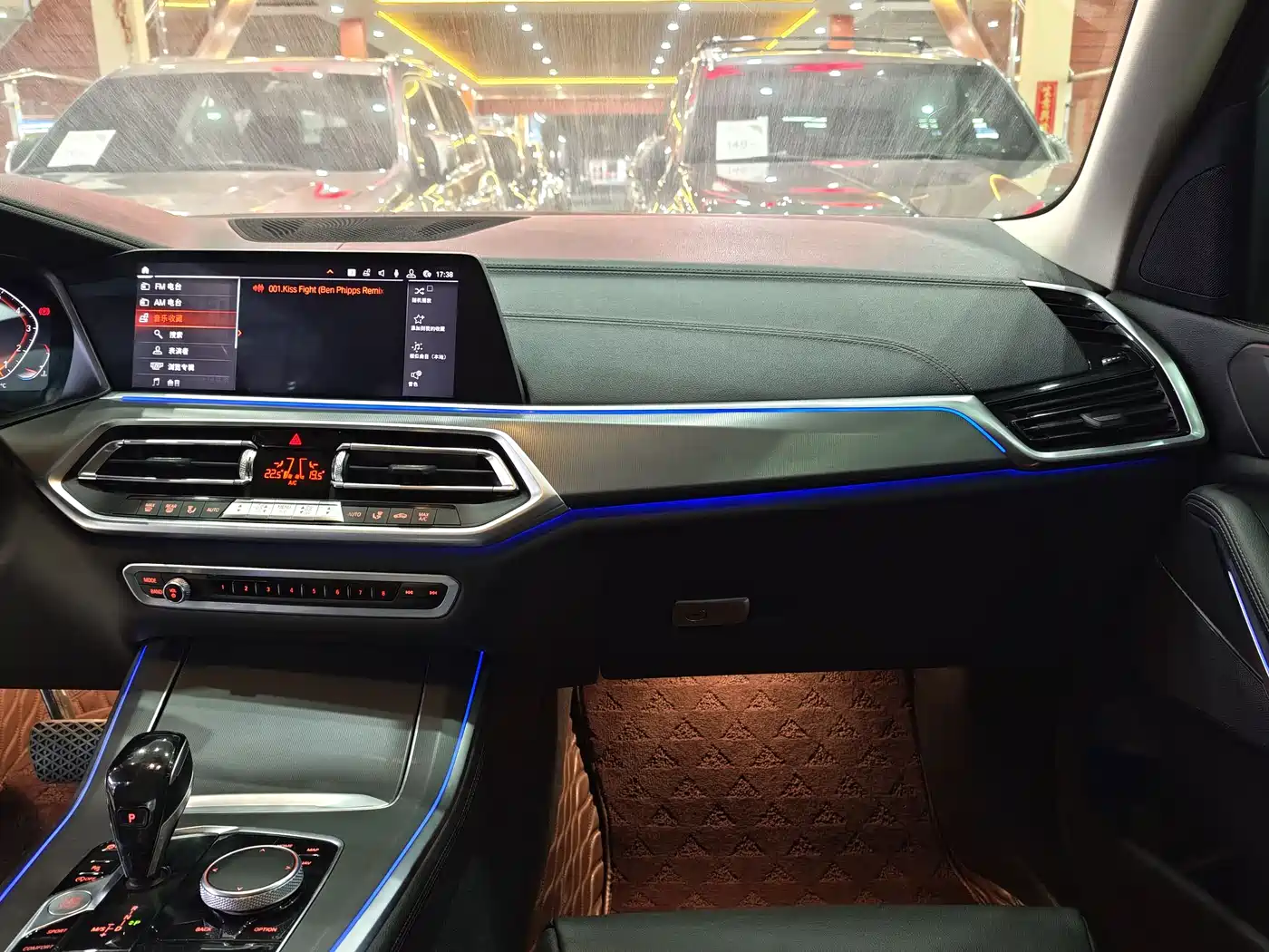 BMW X5 (Import) 2019 xDrive40i M Sport Package фото 10