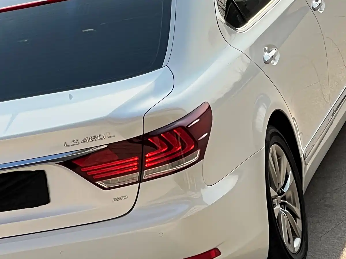 Lexus LS 2016 460L AWD Premium фото 15