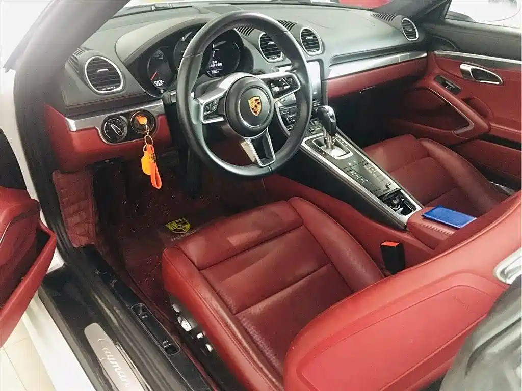 Porsche 718 2016 Cayman 2.0T фото 6