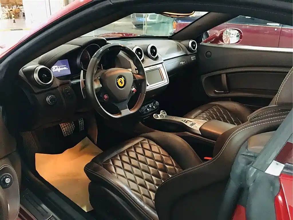 Ferrari California T 2011 2009 4.3L Standard