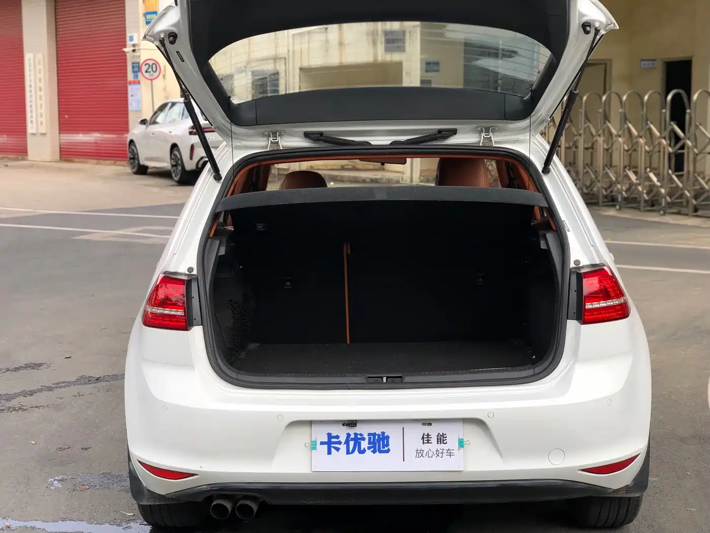 Volkswagen Golf 2015 1.4TSI Automatic Comfort фото 20