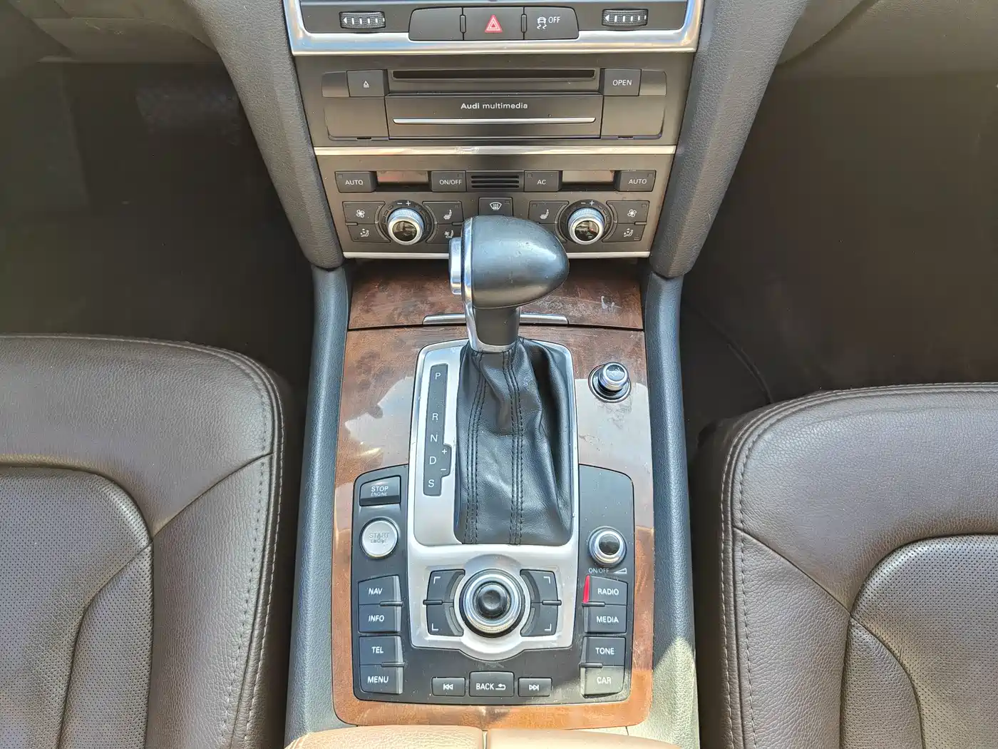 Audi Q7 2012 3.0 TFSI Comfort (200kW) фото 13