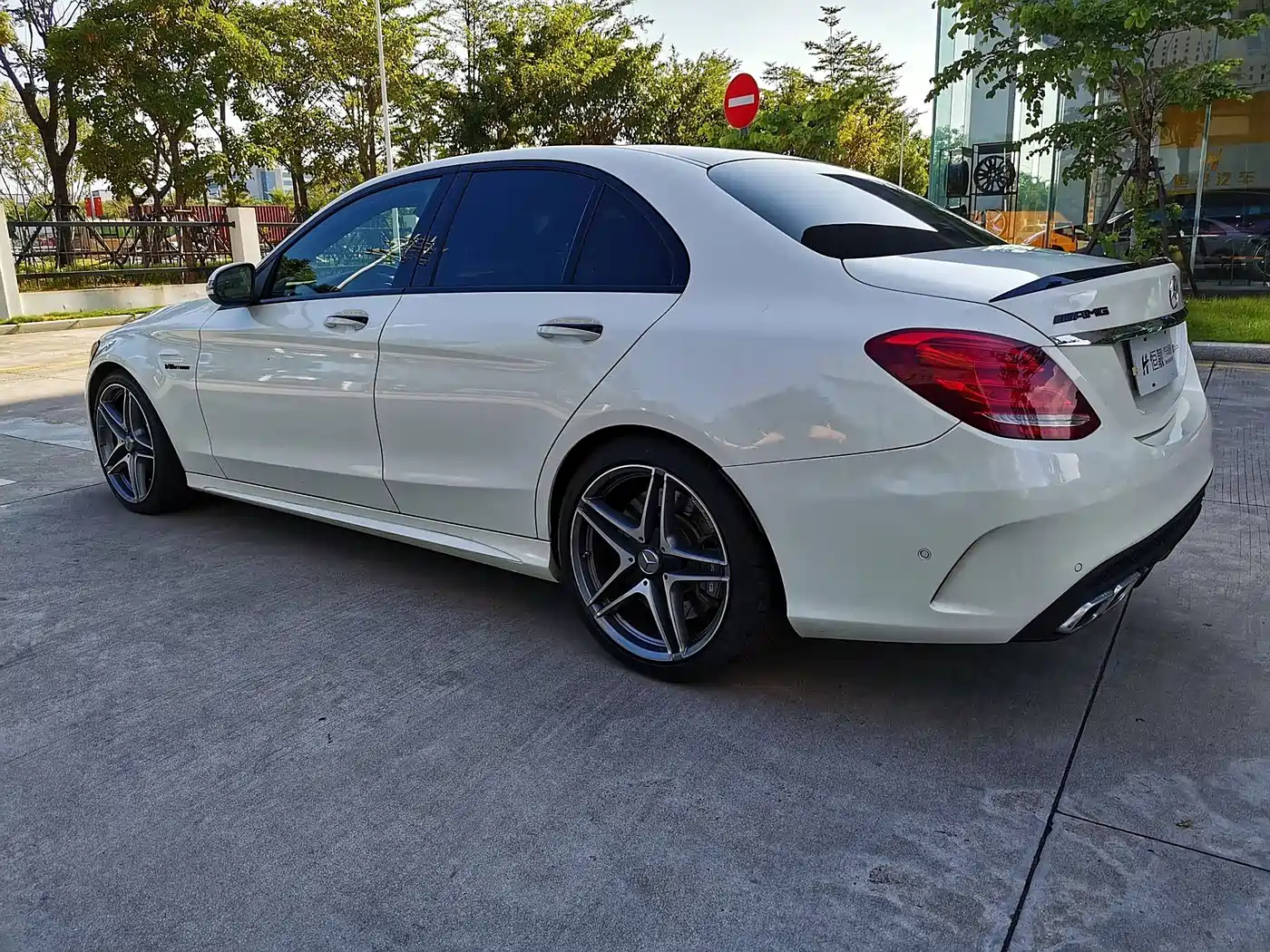 Mercedes-Benz C-Class AMG 2017 AMG C 63 фото 14