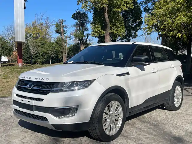 Landwind Landwind X7 2015 2.0T Panorama Premium