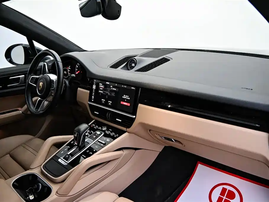 Porsche Cayenne 2018 Cayenne 3.0T фото 12