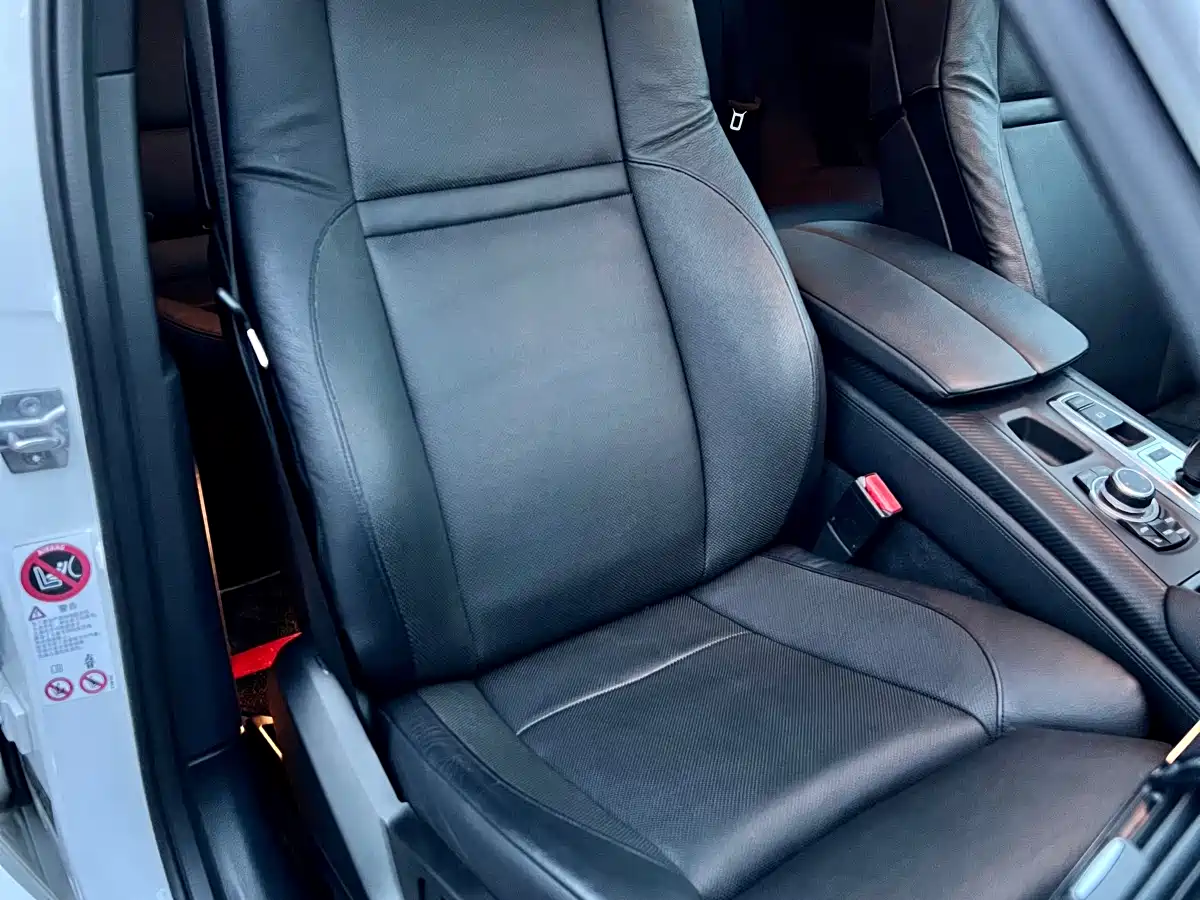 BMW X6 M 2013 X6 M фото 31
